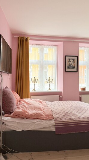 Room - City Apartment in Copenhagen with 2 bedrooms sleeps 4 (Copenhagen)