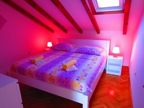 1 bedroom, free WiFi, bed sheets, wheelchair access