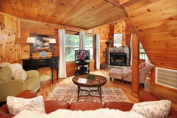 TV, fireplace, DVD player, table tennis