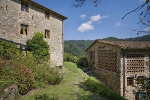 Exterior - Villa in Torcigliano with 5 bedrooms sleeps 10 (Torcigliano)