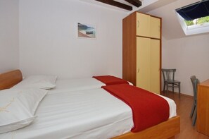 1 bedroom, free WiFi, bed sheets