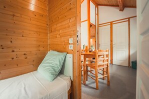 2 bedrooms