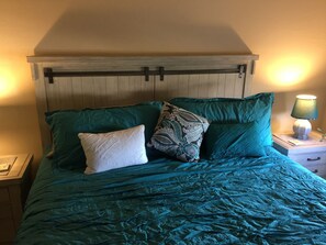 2 bedrooms, in-room safe, iron/ironing board, WiFi