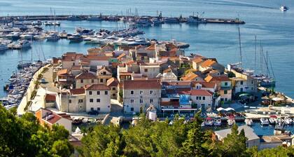Apartment in Vodice with Terrace, Air condition, WIFI (3599-6)