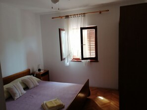 2 bedrooms, free WiFi, bed sheets