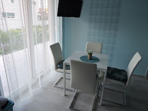 Dining - Apartment in Biograd na Moru with Balcony, Air condition, WIFI (4269-4) (Biograd na moru)