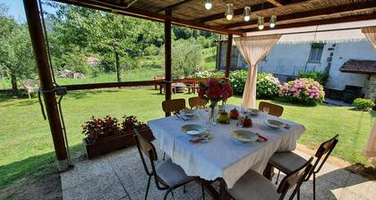 Maison de Campagne Ă Pescaglia avec 3 chambres Ă coucher, 6 couchages