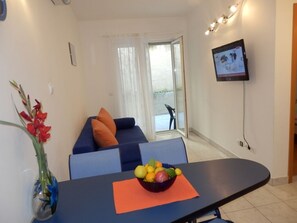 Interior - Apartment in Duće with Terrace, Air condition, WIFI, Washing machine (4173-9) (Duce)