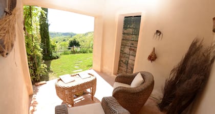 Maison de Campagne Ă Aiale avec 3 chambres Ă coucher, 8 couchages