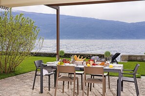 Ristorazione all'aperto