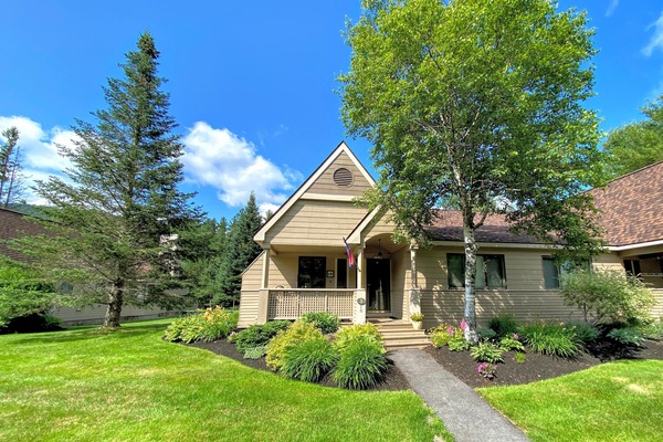 This beautifully appointed home is well renovated with upscale touches like granite countertops, stainless steel appliances, and Air Conditioning!