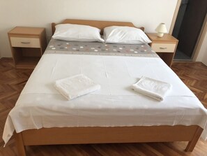 2 slaapkamers, gratis wifi, beddengoed