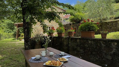 Country House / Farm House in Sorana with 2 bedrooms sleeps 6