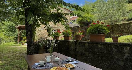 Country House / Farm House in Sorana with 2 bedrooms sleeps 6