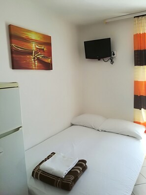 1 bedroom, free WiFi, bed sheets, wheelchair access