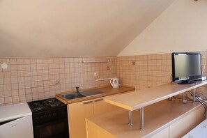 Kühlschrank, Ofen, Herdplatte