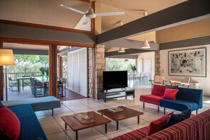 Fernseher, DVD-Player