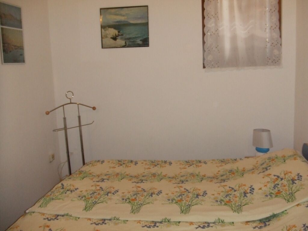 2 bedrooms, in-room safe, iron/ironing board, free WiFi