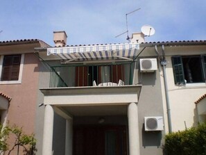 Exterior - Apartment in Umag with Terrace, Air condition, WIFI (4259-1) (Umag)