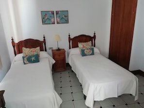 Rollaway beds, free WiFi, bed sheets, wheelchair access