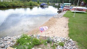 Beach - Firefly Cottage | West Twin Lake Getaway (Lewiston)