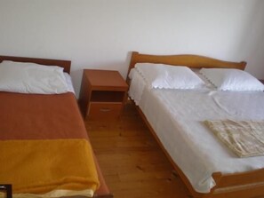 3 slaapkamers, gratis wifi, beddengoed