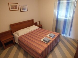 1 Schlafzimmer, kostenloses WLAN, Bettwäsche, Rollstuhlgeeignet