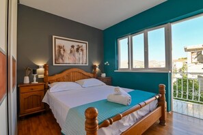 2 bedrooms, free WiFi, bed sheets - Apartment in Trogir with Seaview, Terrace, Air condition, WIFI (3459-2) (Trogir)