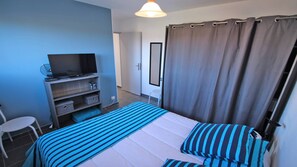 2 bedrooms, free WiFi