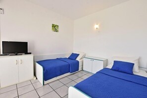 1 bedroom, free WiFi, bed sheets, wheelchair access