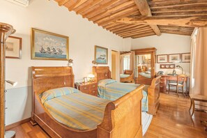 3 Schlafzimmer, Bügeleisen/Bügelbrett, Reisekinderbett, kostenloses WLAN