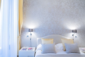 4 chambres, fer et planche à repasser, accès au Wi-Fi (inclus)