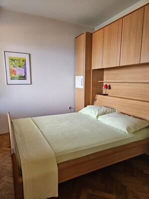 1 bedroom, free WiFi, bed sheets, wheelchair access