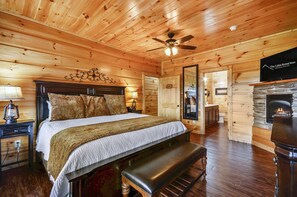 Room - Greenbrier Estate | 28 Luxury Suites | Two Private Mansions On One Property (Gatlinburg)