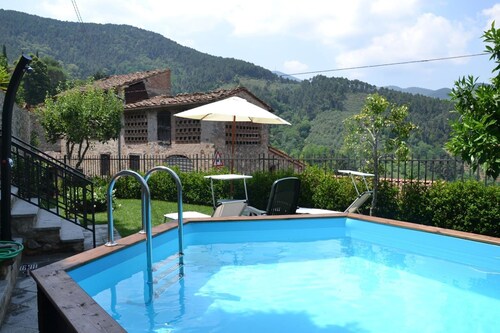 Stonehouse, private pool, fantastic terrace with panoramic views onto the valley, WiFi