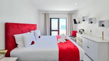 1 bedroom, iron/ironing board, WiFi (free), bed sheets