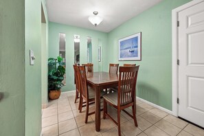 Dining - Waterfront Dock View 2 bed, 2 bath at Sanibel Moorings #1632 (Sanibel)