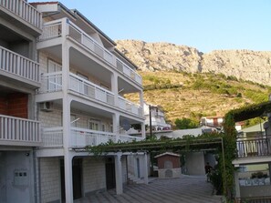 Exterior - Apartment in Duće with Seaview, Balcony, Air condition, WIFI (900-1) (Duce)