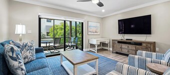 # 811 Sanibel Moorings Courtyard Voir