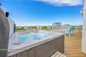 Terrace/patio - Premier SemiOceanfront Dog Friendly w/ Pool, Hot Tub, Elevator, Game Rm, Theater (Salvo)
