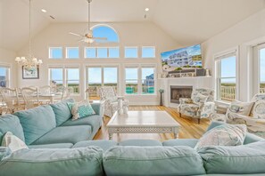 Smart TV, DVD player, table tennis, books - Premier SemiOceanfront Dog Friendly w/ Pool, Hot Tub, Elevator, Game Rm, Theater (Salvo)