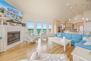 Smart TV, DVD player, table tennis, books - Premier SemiOceanfront Dog Friendly w/ Pool, Hot Tub, Elevator, Game Rm, Theater (Salvo)