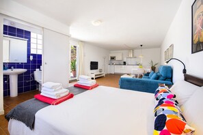 1 bedroom, in-room safe, iron/ironing board, free WiFi