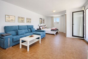1 habitación y caja de seguridad en la habitación 