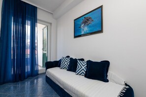 2 bedrooms, free WiFi, bed sheets - Apartment in Supetar with Terrace, Air condition, WIFI (3553-2) (Supetar)