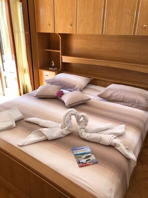2 bedrooms, free WiFi, bed sheets