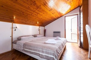 2 quartos, Wi-Fi de cortesia, roupa de cama