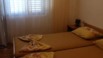 1 Schlafzimmer, Bügeleisen/Bügelbrett, kostenloses WLAN, Bettwäsche