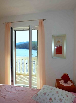 4 Schlafzimmer, Bügeleisen/Bügelbrett, kostenloses WLAN, Bettwäsche