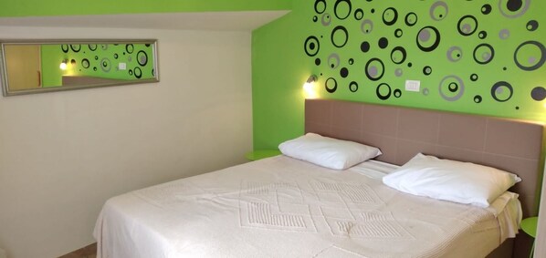 Wi-Fi gratuit, draps fournis